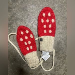 Toddler Oeuf Alpaca Mushroom Mittens 12-24 months